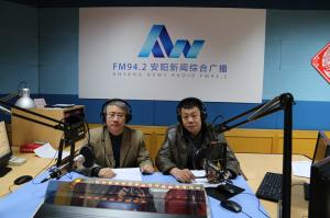 益和熱力公司董事長(zhǎng)、總經(jīng)理?xiàng)钣婪逶谖沂芯W(wǎng)上市民之家與廣大用戶群眾及網(wǎng)友進(jìn)行了在線交流溝通